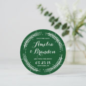 Green Whimsical Winter Wreath Save the Date Kaart (Staand voorkant)