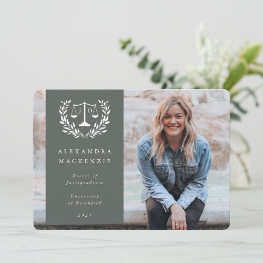 Green + White JD Law Scales Laurel WreatPhoto Aankondiging (Staand voorkant)