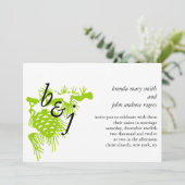 Green White Monogrammed Winter Wedding Invitation Kaart (Staand voorkant)