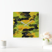 Green Yellow Camouflage Pattern Vierkante Klok (Huis)