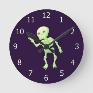 Green Yellow Glow Cute Skeleton Waving Art Ronde Klok