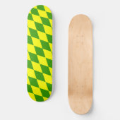 Green Yellow Harlequin Checkered Design Persoonlijk Skateboard (Voorkant)