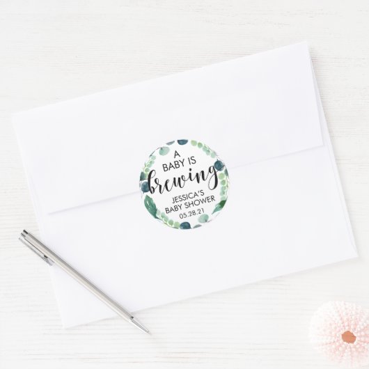 Greenery A Baby breekt koffie Baby shower Ronde Sticker (Envelop)