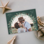 Greenery Arch Modern Script Foto Kerstmis Feestdagenkaart