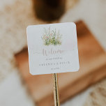 Greenery Boho Wildflower Wedding Welkom Vierkante Sticker<br><div class="desc">Deze groene boho wilde bloem bruiloft welkom plein sticker is ideaal voor een rustieke bruiloft. Het ontwerp is voorzien van waterverf roze,  blush,  geel en witte wilde bloemen gerangschikt in elegante boeketten. Deze labels zijn perfect voor hotelgast welkomsttassen en bestemming bruiloften.</div>