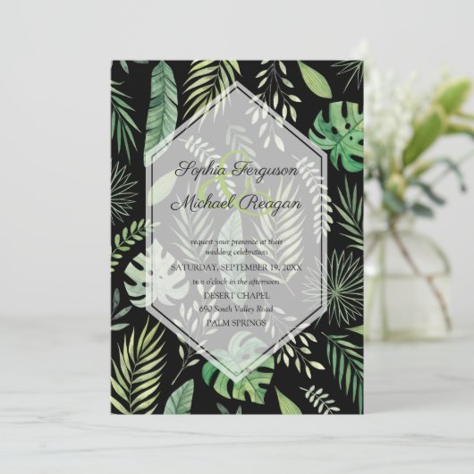 Greenery Botanical op Black Wedding Invitations (Staand voorkant)