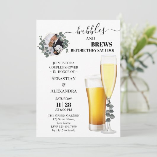 Greenery Bubbles and Brews Couples Douche Uitnodig Kaart (Staand voorkant)