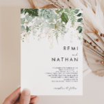 Greenery en Gold Leaf Wedding Invitation Kaart<br><div class="desc">We ontwierpen deze uitnodiging voor de bruiloft van Greenery en Gold Leaf om je eenvoudige maar elegante boho bruiloft te voltooien. Het is voorzien van modern groen en wit eucalyptusblad, vruchtensap, een succulente bloem en minimale gouden folie bladeren. Deze elementen geven het gevoel van een grillig waterverf betoverend bos, perfect...</div>