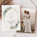 Greenery Gold Lijst Simple Monogram Photo Weddensc Kaart<br><div class="desc">Dit grove gouden lijst van het eenvoudige monogram de uitnodigingsontwerp van de fotobruiloft kenmerkt gemakkelijke mengeling en past coördinerende stijlen in zwart-wit aan met delicate greenery elementen die een schitterende bloei rond eenvoudige, geavanceerde typografie en heerlijk minimaal kalligrafiescript toevoegen. De waterverf eucalyptus en andere botanische bladeren zijn prachtig doorheen, met...</div>