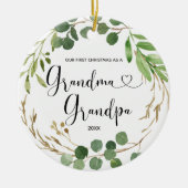 Greenery Grandma & Grandpa First Kerstmis Keramisch Ornament (Voorkant)