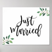 Greenery Just Married Calligraphy Sign Poster (Voorkant)