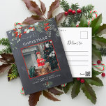 Greenery kerstfoto Waterverf Chalkboard Feestdagenkaart<br><div class="desc">Je zult van deze mooie kerstkaarten houden! Ze hebben botanische waterverf met mistletoe, pijnboomtakken, bessen en baby's ademhalen. Bovenaan staat een vrolijk kerstfeest en hieronder kun je een afbeelding toevoegen. De bodem van de kaart heeft een plaats voor een klein bericht en dan kunt u namen en het jaar toevoegen...</div>