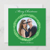 Greenery Light Green Leaf Wreath encloses photo Feestdagenkaart (Voorkant)