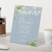 Greenery Lights Dusty Blue Signature Drinken Reclamebord Met Voetstuk (Insitu)