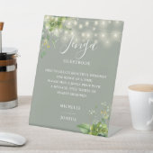 Greenery Lights Sage Green Jenga Wedding Guestbook Reclamebord Met Voetstuk (Insitu)