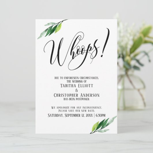 Greenery stelt huwelijk 'Whoops!' uit aankondiging (Staand voorkant)