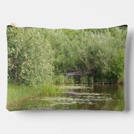Greenhill Pond Etui