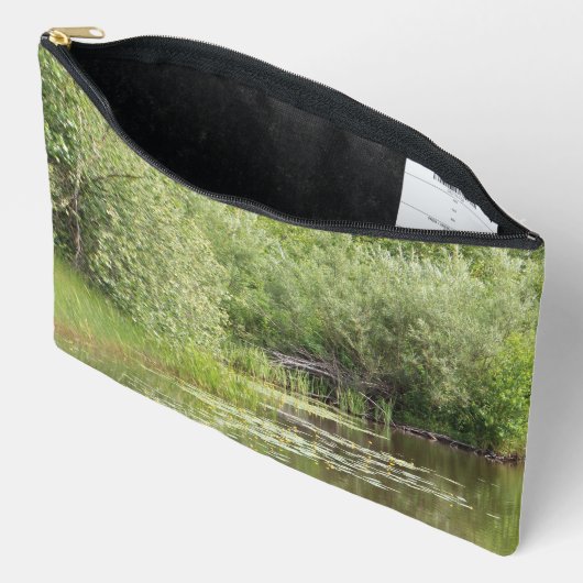 Greenhill Pond Etui (Open)