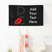 Greetings uit Washington D.C. Red Lipstick Kiss Spandoek (Insitu)