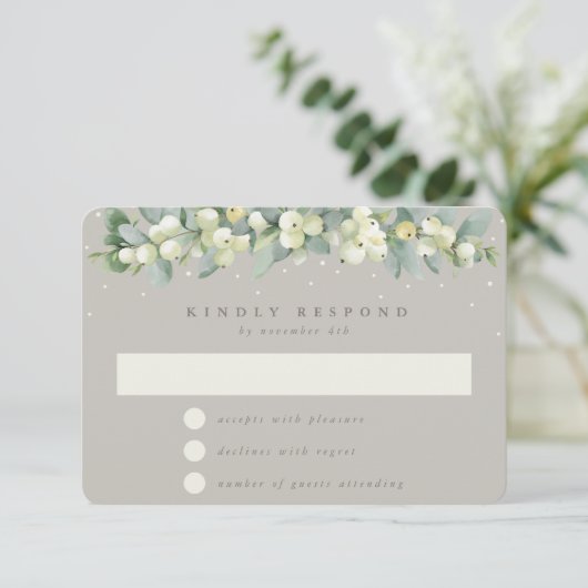 Greige Snowberry + Eucalyptus Garland Winter bruil RSVP Kaartje (Staand voorkant)