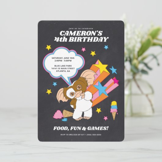 Gremlins | Gizmo Chalkboard Birthday Kaart (Staand voorkant)