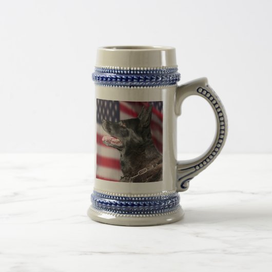 grensbewaking K9-baro's met Amerikaanse vlaggestal Bierpul (Rechts)