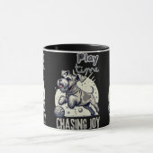 Grenzeloze energie: speelse achtervolging van de g mok (Midden)