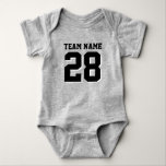 Grey and Black Football Jersey Sports Baby Romper<br><div class="desc">Cute football jersey bodysuit voor baby. Mam en vader houden van sport. Het is alleen maar normaal dat de baby ook. Cute baby body suit in zilver grijs en zwart. Je kunt de naam en het spelernummer op de voor- en achterkant van de trui aanpassen. Niet alleen voor football ventilatoren....</div>