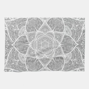 Grey and White Mandala - Loergann in Stone Theedoek