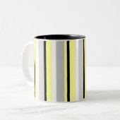 Grey and Yellow Stylish Striped Tweekleurige Koffiemok (Voorkant links)