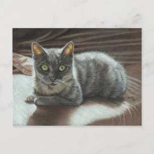 Grey Cat Green Eyes op Bed Briefkaart KMCoriginals