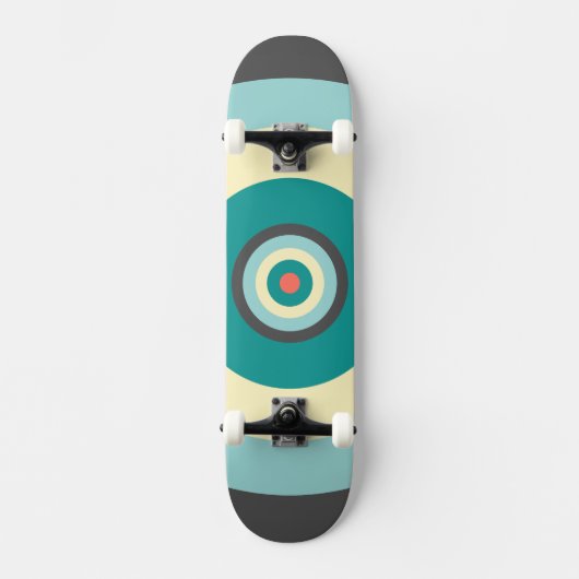 Grey Combination Bullseye van Shirley Taylor Skateboard (Voorkant)