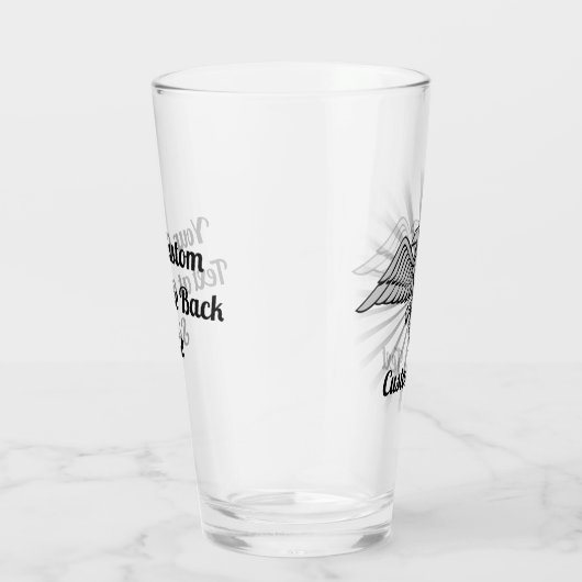 Grey Eagle met twee glazen koppen (Rechts)