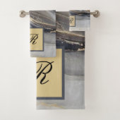 Grey Gold Black Marble Elegant Monogram Bad Handdoek (Insitu)