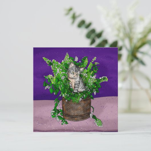 Grey Kitten in Bucket of Catnip Bedankkaart (Staand voorkant)