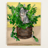 Grey Kitten in Bucket of Catnip Planner (Voorkant)