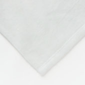 Grey Kitten Licking Snow Fleece Deken (Hoek)