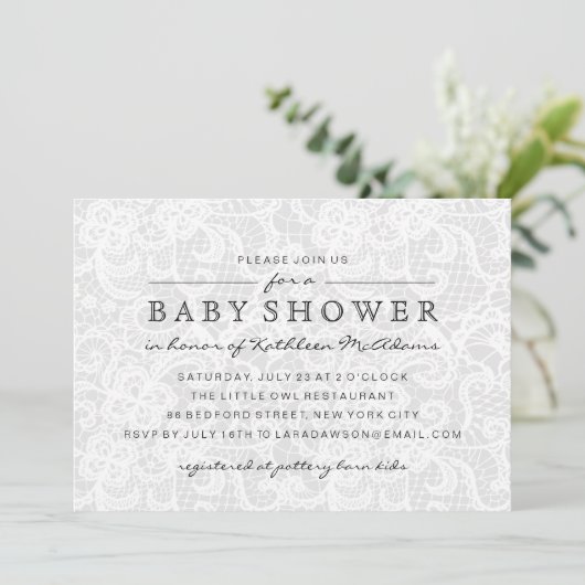  Grey Lace Baby shower Uitnodiging (Staand voorkant)