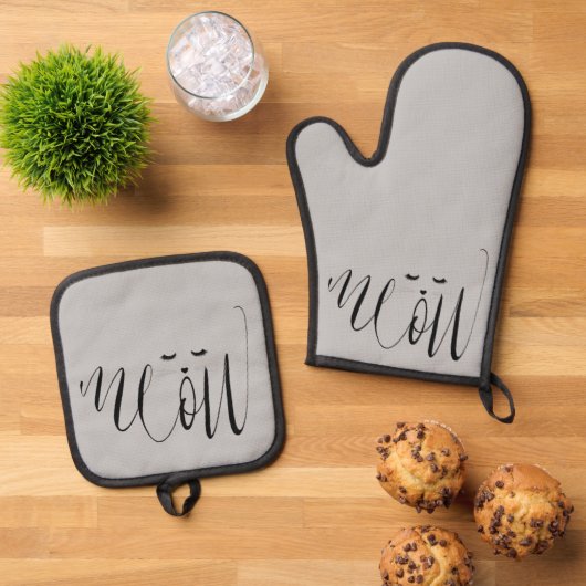 Grey Meow Cat Ovenwant & Pannenlap Set (Top down)