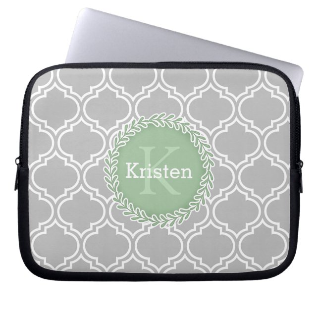Grey Moroccan Tegel Pattern Green Monogram Laptop Sleeve (Voorkant)