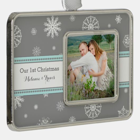 Grey Snow Couples eerste kerst Ornament (Rechts)