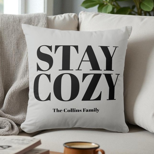 Grey Stay Cozy Feestelijke Typografie Zwart Jouw n Kussen (Gray Stay Cozy Festive Typography Black Your Name Throw Pillow)
