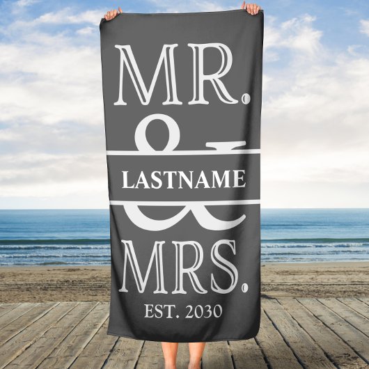 Grey White Mr. en Mrs. Wedding gepersonaliseerd Strandlaken