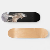 Grey Wolf Howling Wide Street Skateboard (Horizontaal)