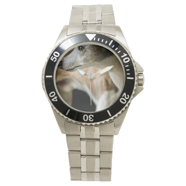 Greyhound Horloge (Voorkant)