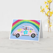 Greyhound in Hippie-auto met Regenboog Kaart (Gele Bloem)