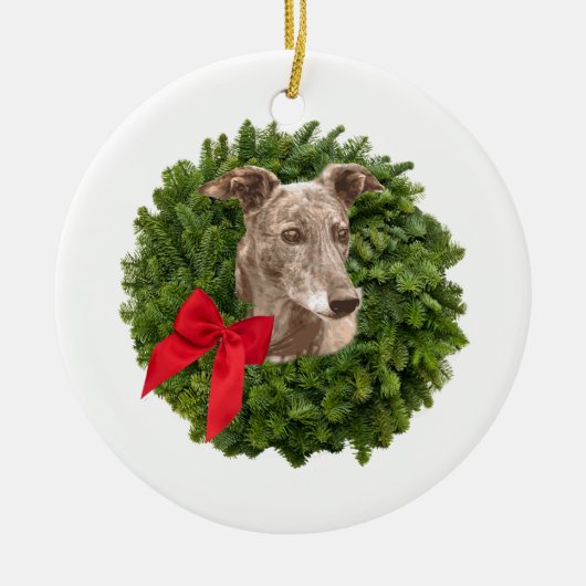 Greyhound in Xmas Wreath Keramisch Ornament (Voorkant)
