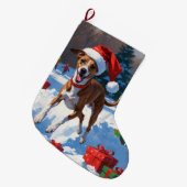 Greyhound Rent in de Sneeuw met Kerstmuts Grote Kerstsok (Voorkant (Hangend))