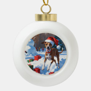 Greyhound Rent in de Sneeuw met Kerstmuts Keramische Bal Ornament