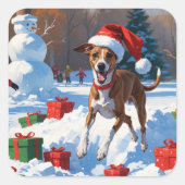 Greyhound Rent in de Sneeuw met Kerstmuts Vierkante Sticker (Voorkant)